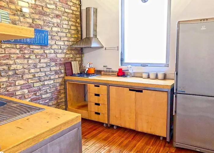 Galata Spacious Apartament